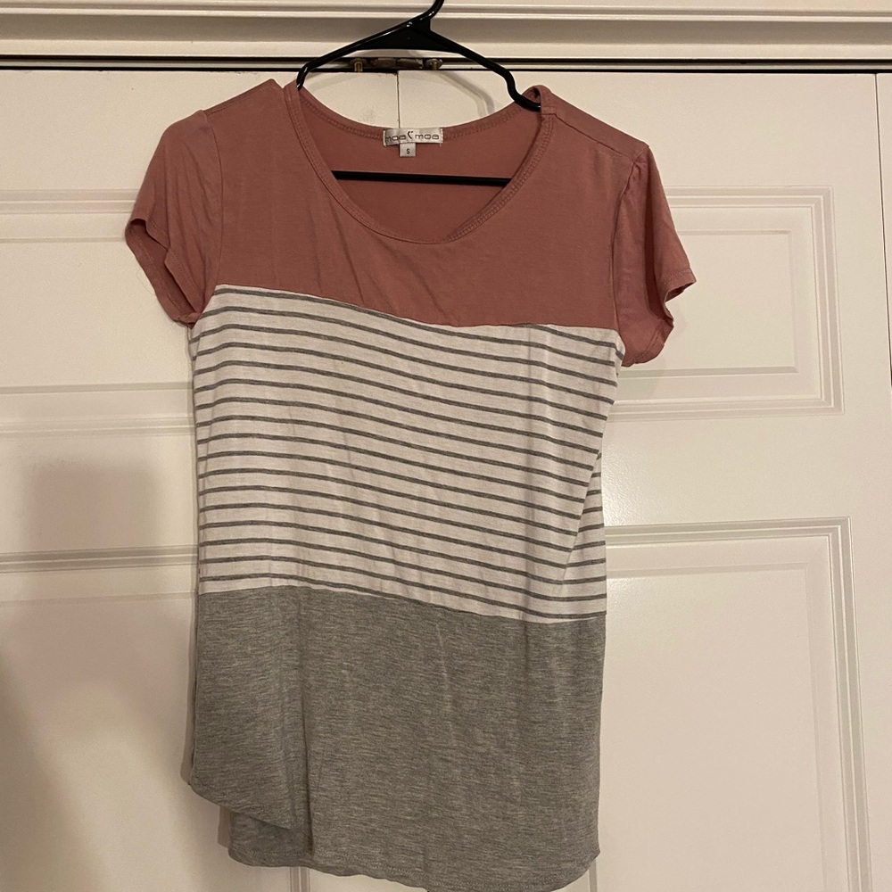 SOLD!!! Pink, grey, and white top